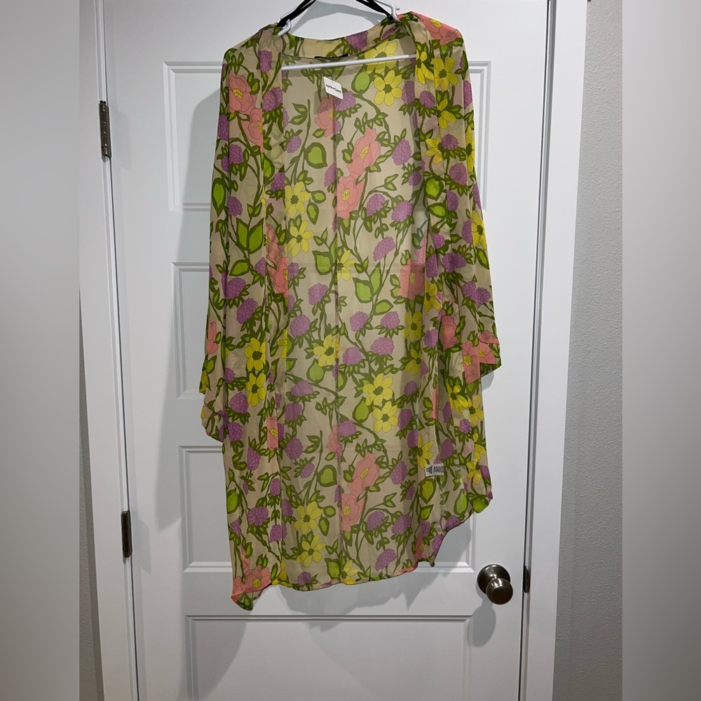 Honey Punch Floral Sheer‎ Kimono